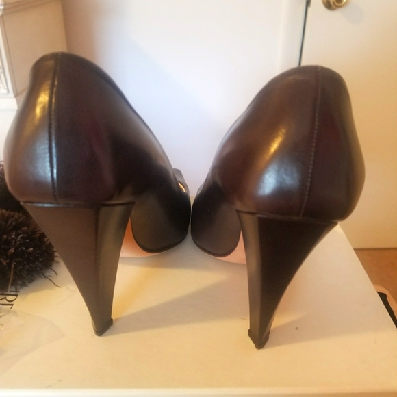 YvesSaintLaurent Brown Leather Pumps Sz 39 - Picture 5 of 9